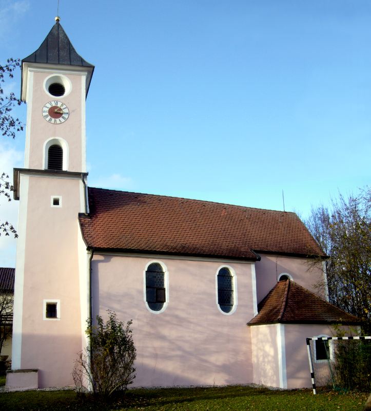 Kirche Neusling aussen